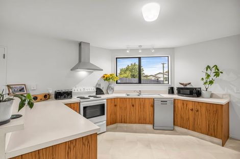 Photo of property in 2/63 Warden Street, Richmond, Christchurch, 8013