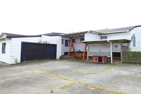 Photo of property in 64 De Quincey Terrace, Highland Park, Auckland, 2010