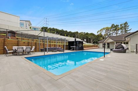 Photo of property in 168 Polo Prince Drive, Alfriston, Auckland, 2105