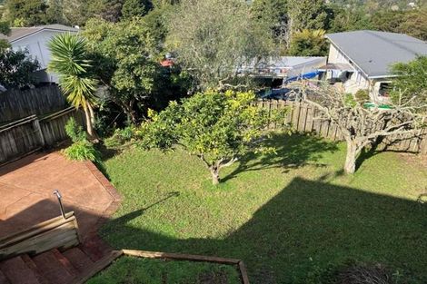 Photo of property in 42 Valley View Road, Glenfield, Auckland, 0629