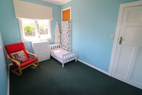 Photo of property in 3 Handley Place, Glen Avon, New Plymouth, 4312