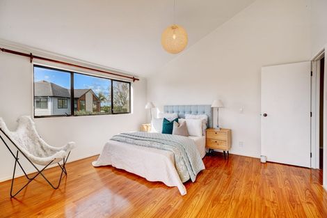 Photo of property in 2/14 Chip Grove, Sunnyhills, Auckland, 2010