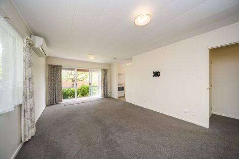 Photo of property in 82 Geraldine Crescent, Cloverlea, Palmerston North, 4412