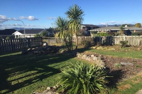 Photo of property in 2 Luxor Place, Pomare, Rotorua, 3015