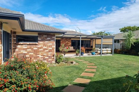 Photo of property in 5 Carlsberg Place, Papamoa Beach, Papamoa, 3118
