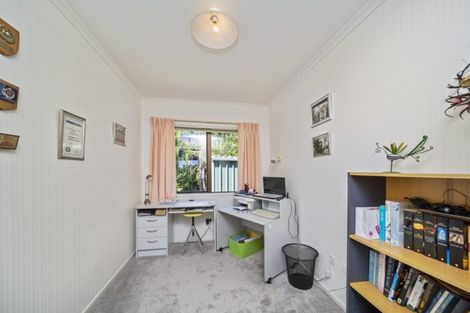 Photo of property in 61 Fernleigh Street, Ferndale, New Plymouth, 4310