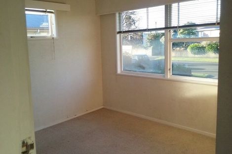 Photo of property in 16 Karamea Crescent, Kelvin Grove, Palmerston North, 4414