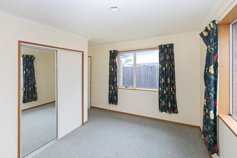 Photo of property in 12 Courtfield Close, Parklands, Christchurch, 8083