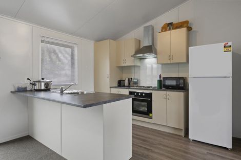 Photo of property in 37 Te Iwiheke Place, Turangi, 3334