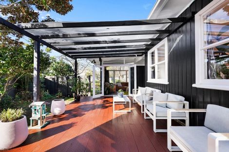 Photo of property in 13 Rata Street, Taradale, Napier, 4112