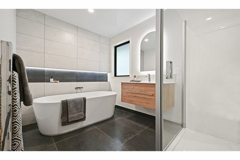 Photo of property in 2 Mccahon Drive, Rangiora, 7400