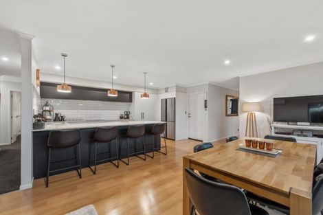 Photo of property in 98 Puhirake Crescent, Pyes Pa, Tauranga, 3112