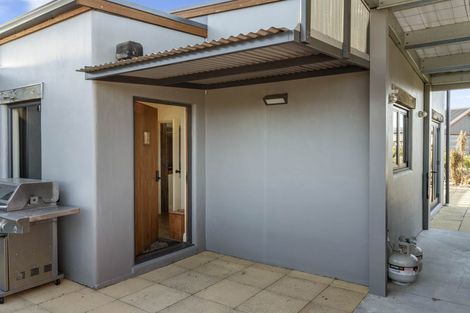 Photo of property in 911 Aubrey Road, Albert Town, Wanaka, 9305