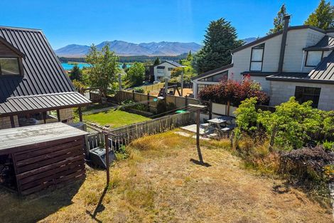 Photo of property in 1 Burnett Place, Lake Tekapo, 7999