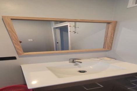 Photo of property in 11 Chilman Street, Strandon, New Plymouth, 4312