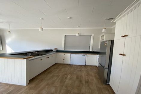 Photo of property in 10 Cambridge Terrace, Masterton, 5810