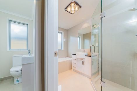 Photo of property in 16 Wellfield Drive, Papakura, 2110