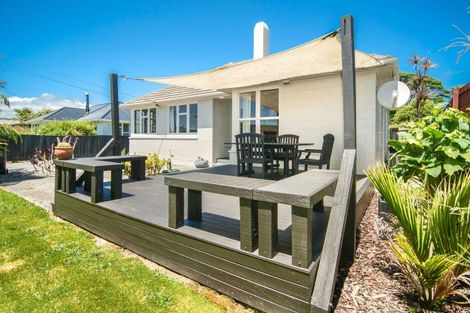 Photo of property in 82 Wakefield Street, Westport, 7825