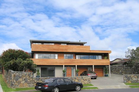 Photo of property in 20 Clyside Avenue, Half Moon Bay, Auckland, 2012