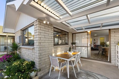 Photo of property in 6b Hori Street, Vogeltown, New Plymouth, 4310