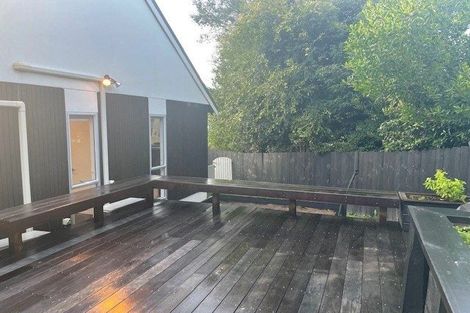 Photo of property in 1/41 Ravenwood Drive, Forrest Hill, Auckland, 0620