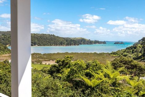Photo of property in 6 Erua Road, Ostend, Waiheke Island, 1081