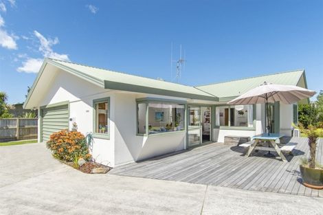 Photo of property in 27d Hartford Avenue, Papamoa Beach, Papamoa, 3118