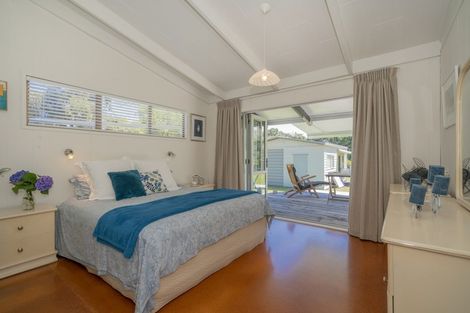 Photo of property in 13 Wigmore Crescent, Hahei, Whitianga, 3591
