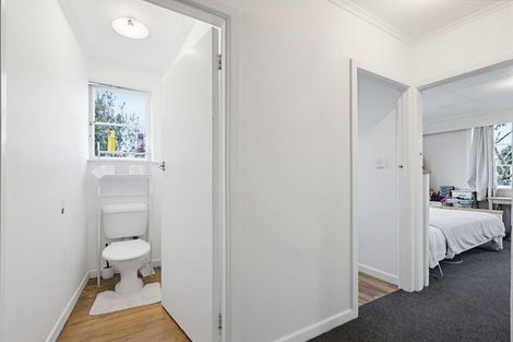 Photo of property in 10 Igloo Place, Red Hill, Papakura, 2110