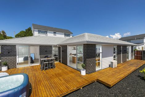 Photo of property in 4 Kiwa Crescent, Gulf Harbour, Whangaparaoa, 0930