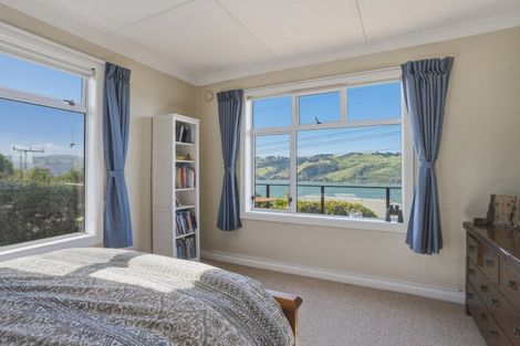 Photo of property in 11 Monowai Road, Ravensbourne, Dunedin, 9022