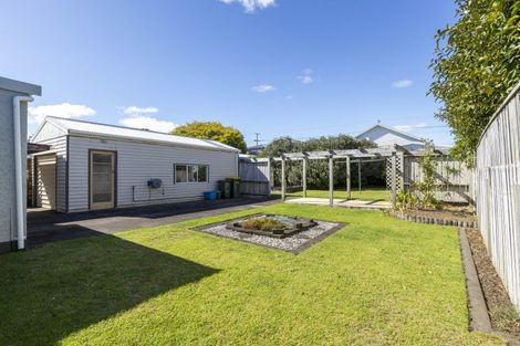 Photo of property in 20 Princes Street, Fitzroy, New Plymouth, 4312