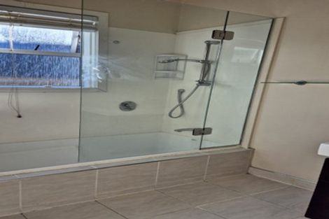 Photo of property in 22 Hampton Hill Road, Tawa, Wellington, 5028