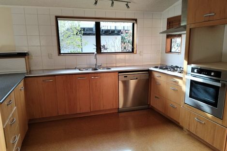 Photo of property in 16 Chestnut Grove, Maungaraki, Lower Hutt, 5010