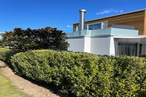 Photo of property in 2 Commodore Parry Road, Castor Bay, Auckland, 0620