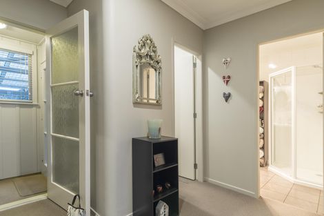 Photo of property in 2 Longwood Lane, Otumoetai, Tauranga, 3110