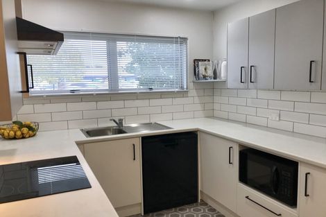 Photo of property in 1/8 Lee Road, Taradale, Napier, 4112