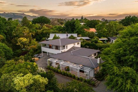 Photo of property in 27 Kopanga Road, Havelock North, 4130