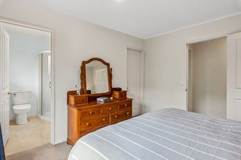 Photo of property in 96 Cedar Drive, Paraparaumu Beach, Paraparaumu, 5032