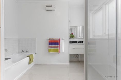 Photo of property in 201 Godley Road, Titirangi, Auckland, 0604