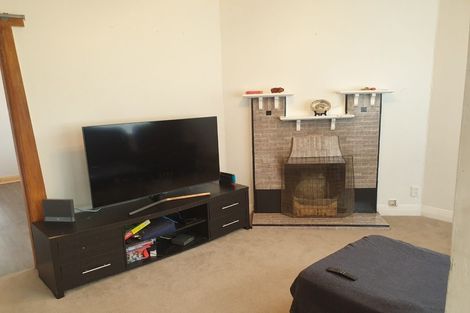 Photo of property in 46 Cambridge Terrace, Waiwhetu, Lower Hutt, 5010