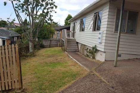 Photo of property in 66e Woodglen Road, Glen Eden, Auckland, 0602