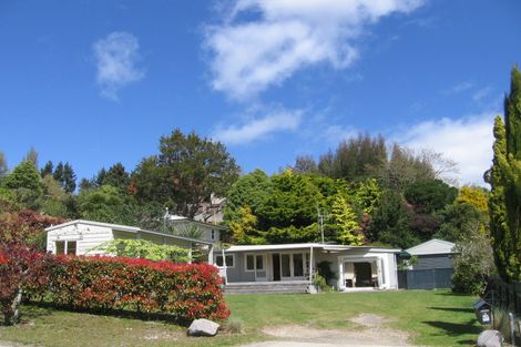 Photo of property in 29 Tremaine Avenue, Two Mile Bay, Taupo, 3330
