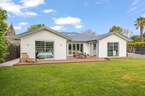 Photo of property in 14 Wallace Street, Bryndwr, Christchurch, 8053