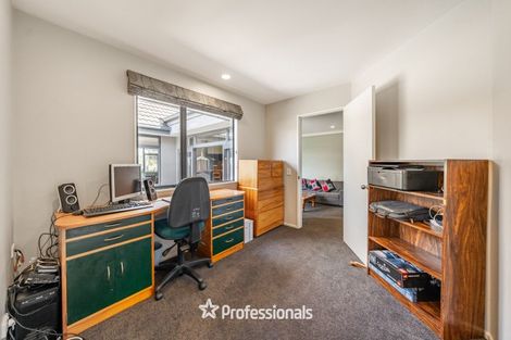 Photo of property in 8 Tuhua Lane, Brown Owl, Upper Hutt, 5018