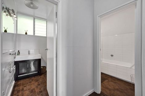 Photo of property in 59 Doralto Road, Frankleigh Park, New Plymouth, 4310