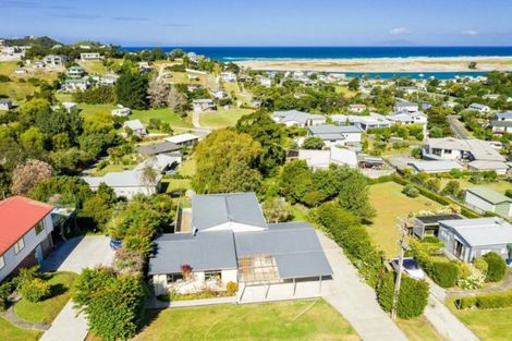 Photo of property in 22 Cullen Street, Mangawhai Heads, Mangawhai, 0505