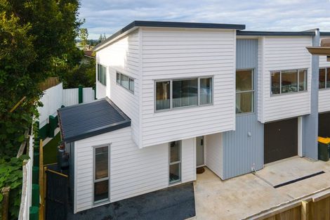 Photo of property in 20d Kelwyn Road, Kelston, Auckland, 0602