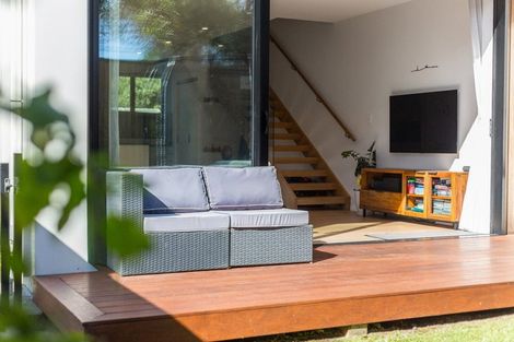 Photo of property in 16a Inglis Street, Seatoun, Wellington, 6022