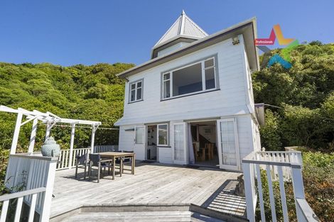 Photo of property in 579 Hutt Road, Horokiwi, Wellington, 5016